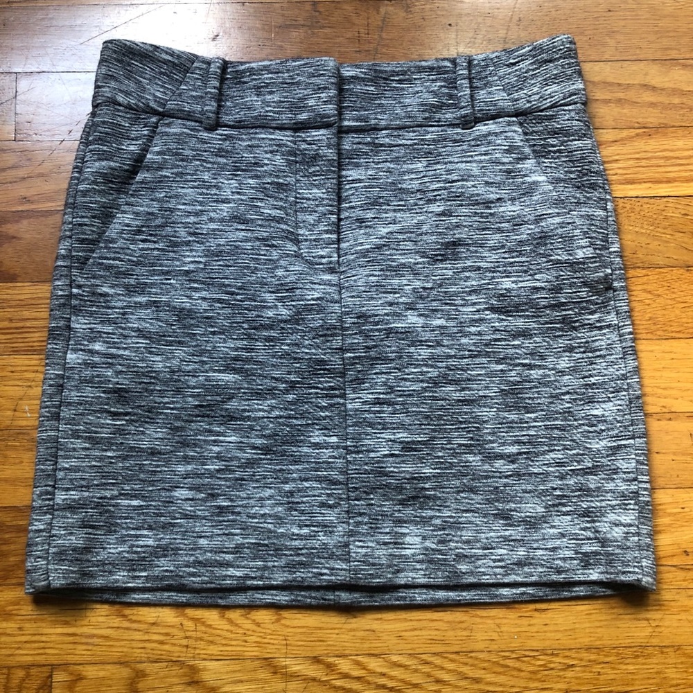 Grey skirt